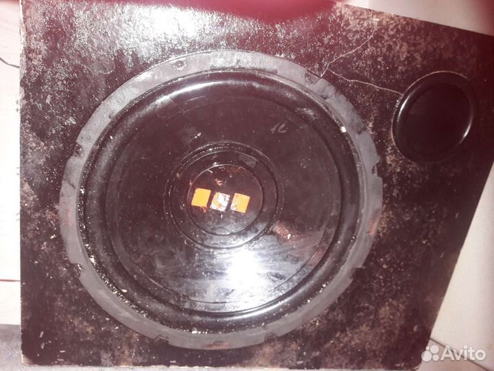 Сабвуфер мистери