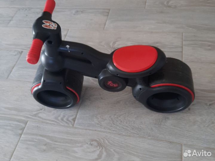 Беговел для малышей