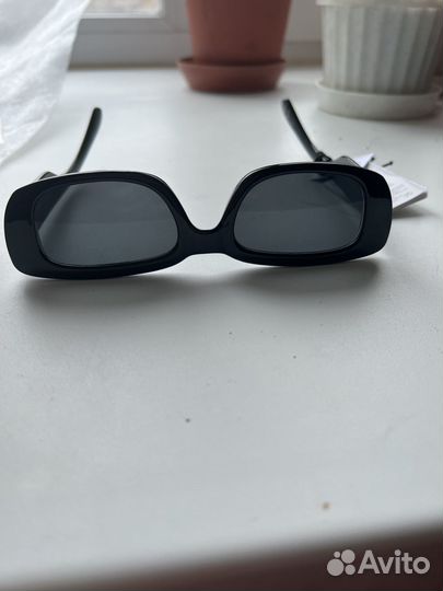 Очки слнцезащитные