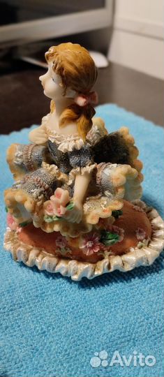 Шкатулка девочка