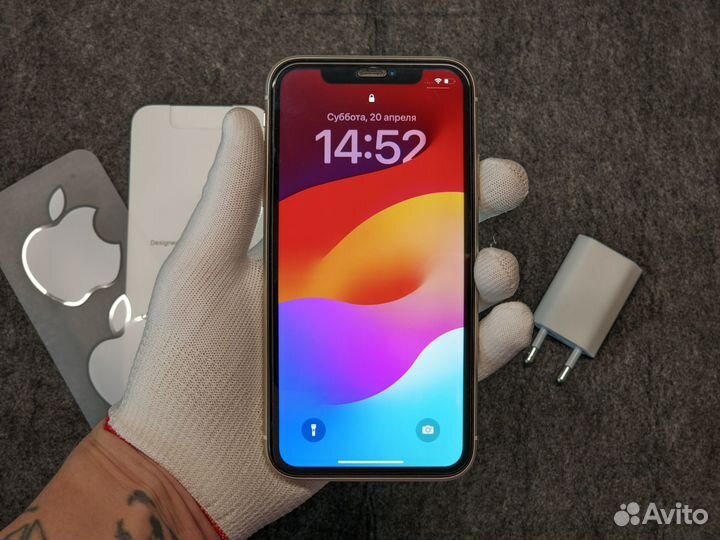 iPhone 11, 64 ГБ