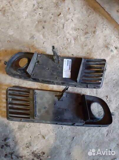 Решётка в передний бампер ауди а6 с5