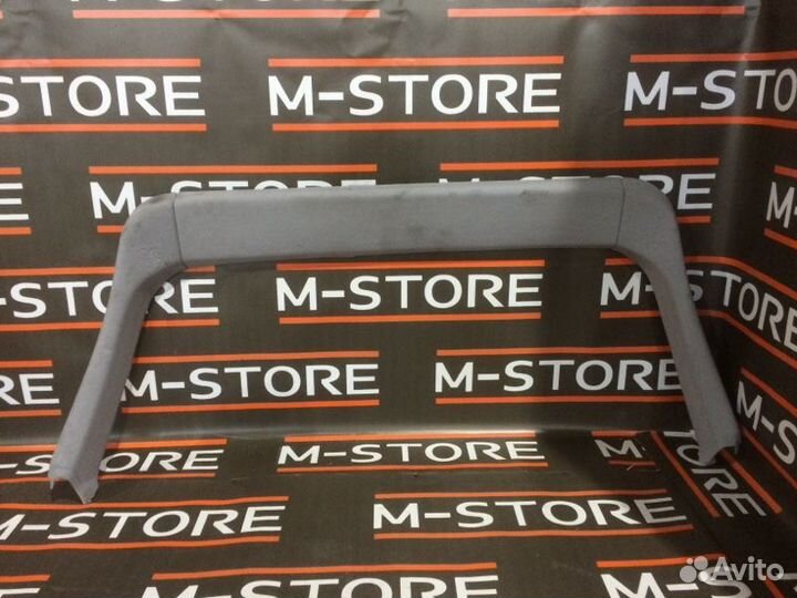 Обшивка двери багажника Mercedes-Benz E-Class W210