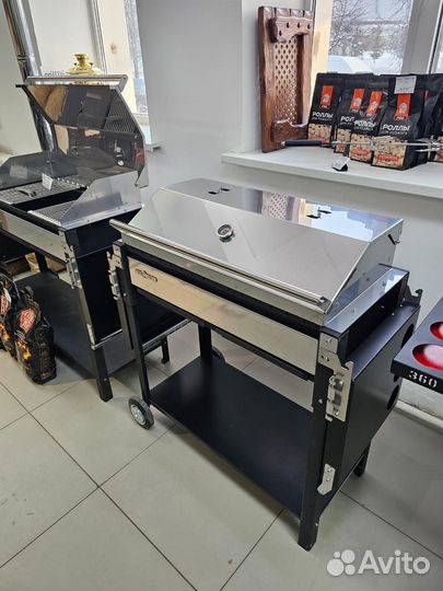 Мангал премиум с крышклй из нержавеющей стали