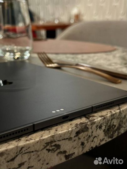 Планшет apple iPad pro 12.9 m1 256 г sim LTE