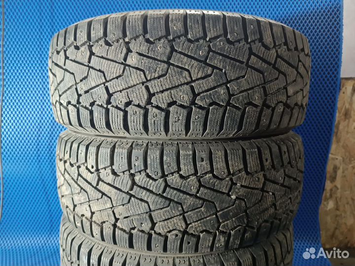 Pirelli Ice Zero 205/55 R16