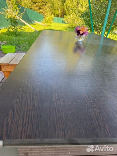 Стол для зоны барбекю