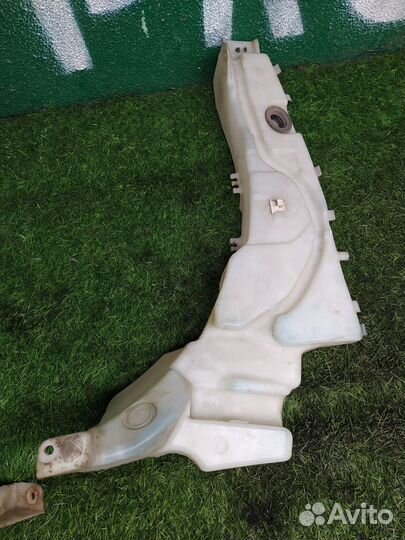 Бачок омывателя ford focus II