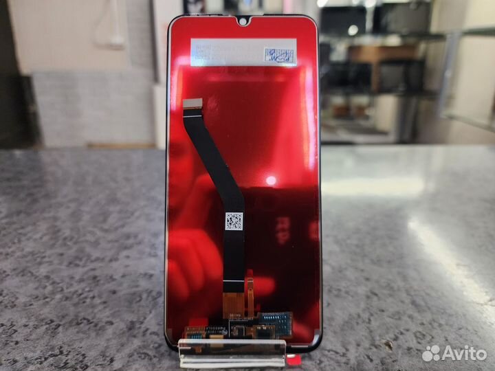 Дисплей на Honor 8A