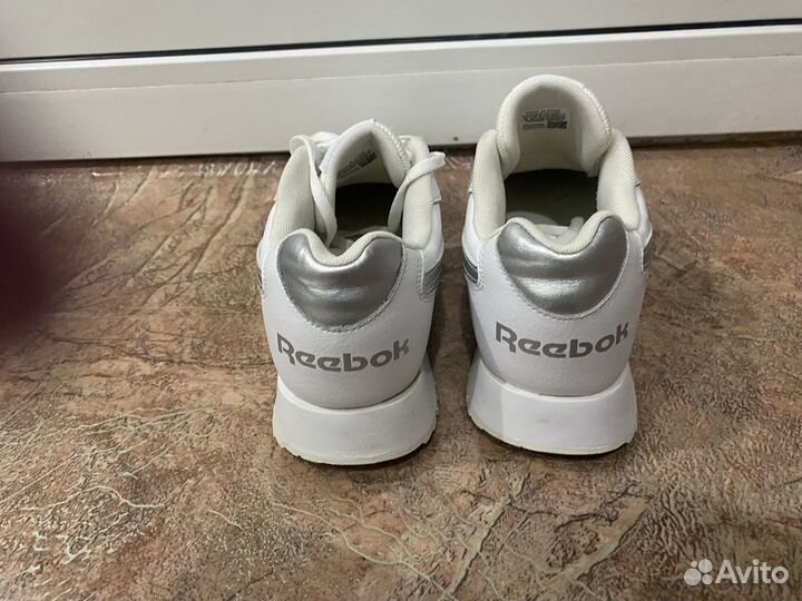 Кроссовки reebok женские