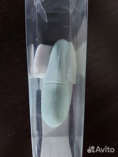 Щетка двухсторонняя силиконовая массажная для лица