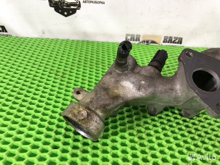 Фланец двигателя системы охлаждения