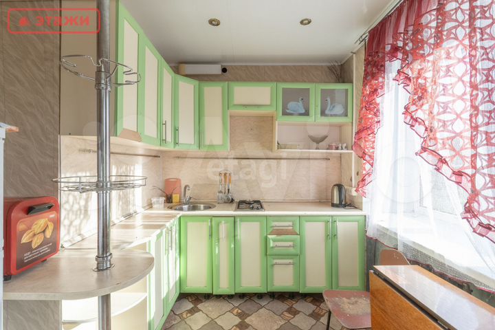 3-к. квартира, 53,4 м², 1/2 эт.