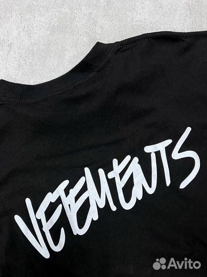 Футболка Vetements