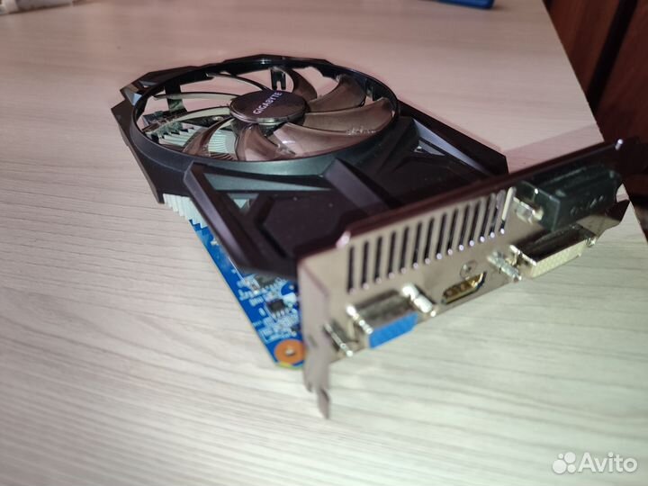 Видеокарта gt 740 - 2gb