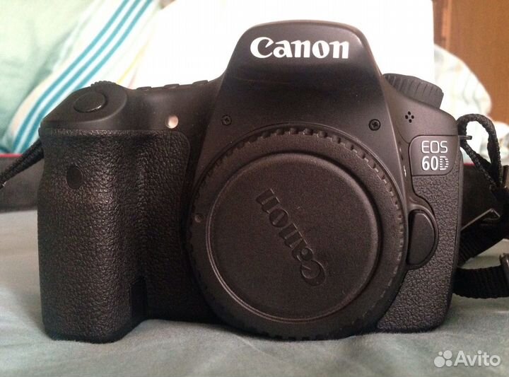 Canon EOS 60D + Объектив Canon 18x135 + 2 фильтра