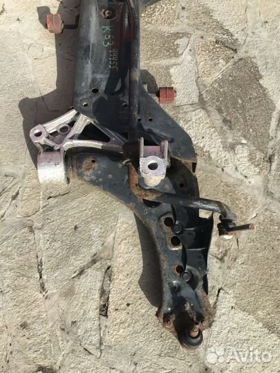 Подрамник передний в сборе Шкода Фабия 2