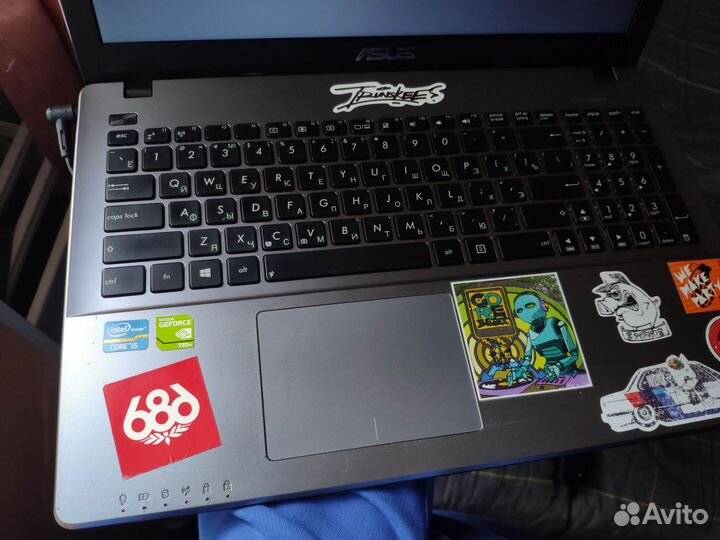 Ноутбук Asus x550c