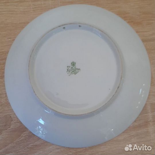 Тарелка старинная декоративная