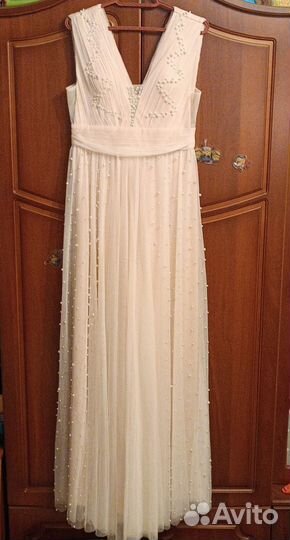 Платье вечернее / выпускное 46/48 в пол как новое