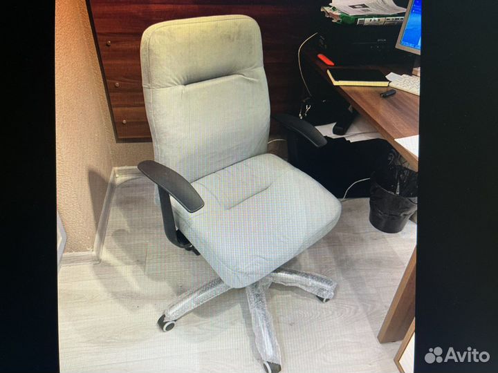 Компьютерное кресло тканевое