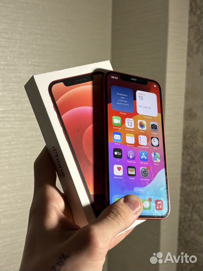 iPhone 12, 64 ГБ