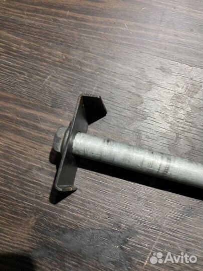 Ось заднего колеса для Kawasaki Z750 04-05