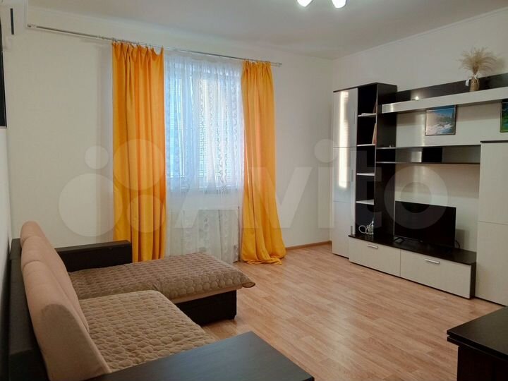 2-к. квартира, 56 м², 12/18 эт.