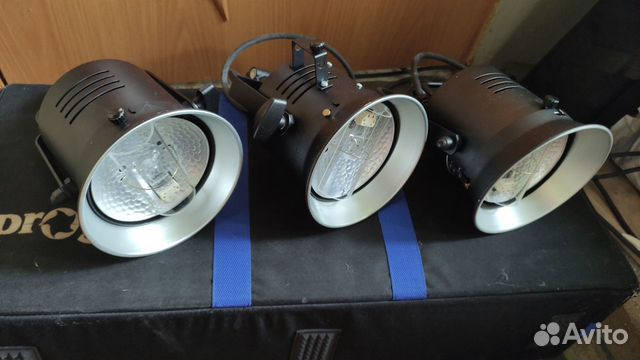 Комплект студийного света IFF Q-650