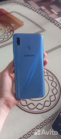 Samsung galaxy A30