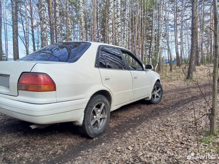 Toyota Corolla 1.5 AT, 1996, 241 636 км
