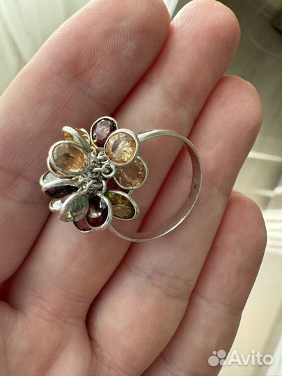 Серебряное кольцо с драгоценными камнями Шри-ланка