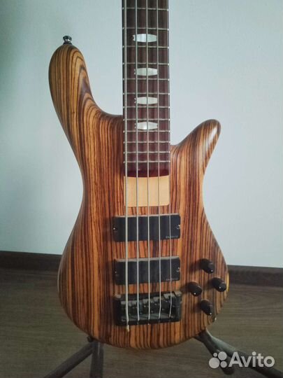 Spector ReBop5DLX Exotic Zebra Wood Top