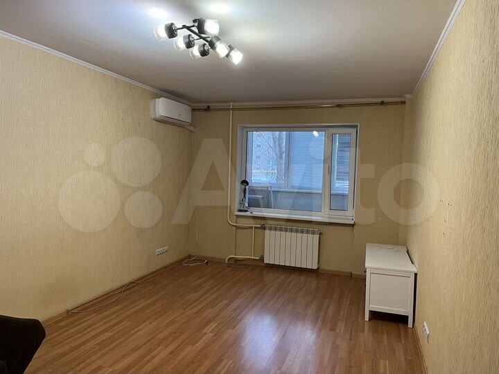 1-к. квартира, 56,5 м², 1/9 эт.