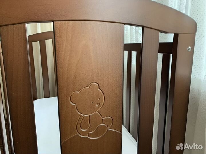 Комплект: Детская кроватка и комод Micuna