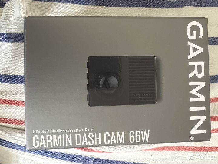 Видеорегистратор garmin dash CAM 66W