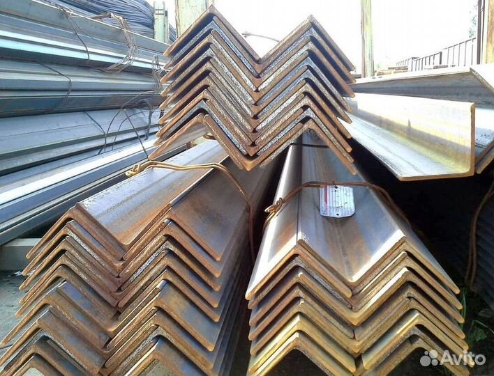 Уголок стальной