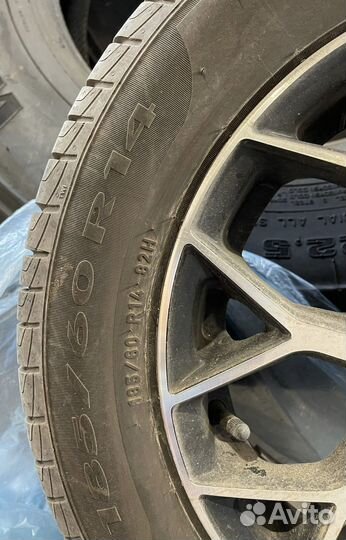 Диски литые r 14 + шины pirelli