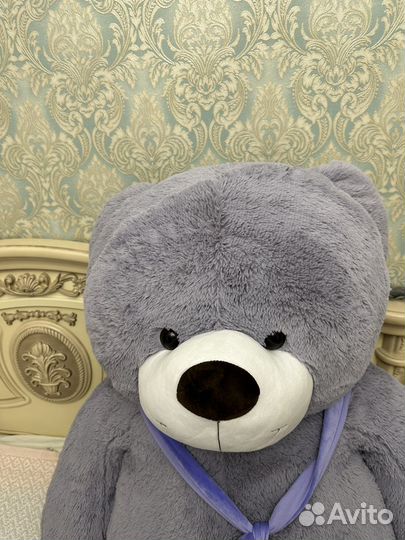 Плюшевый медведь