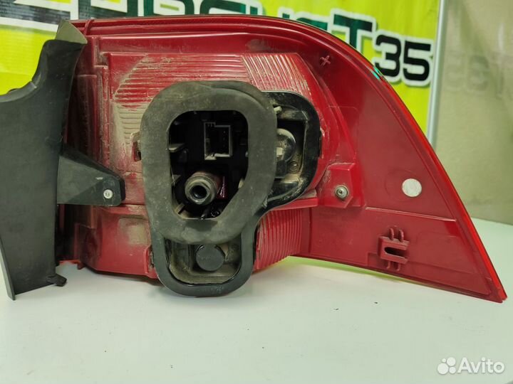 Фонарь задний левый Volkswagen Touareg 2