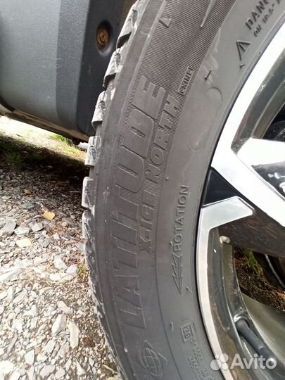 Michelin Latitude X-Ice North 235/55 R19