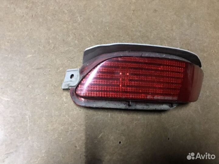 Lexus rx 350 задний правый фонарь в бампер