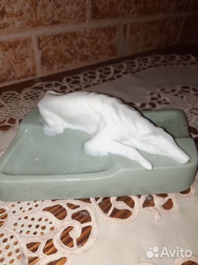 Пепельница Фарфор собака 