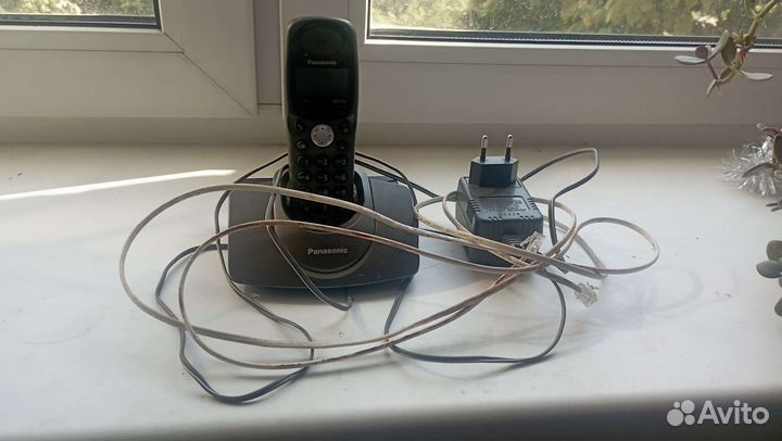 Стационарный телефон panasonic