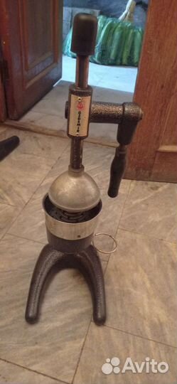 Соковыжималка пресс для граната