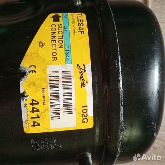 Компрессор для холодильника Ariston