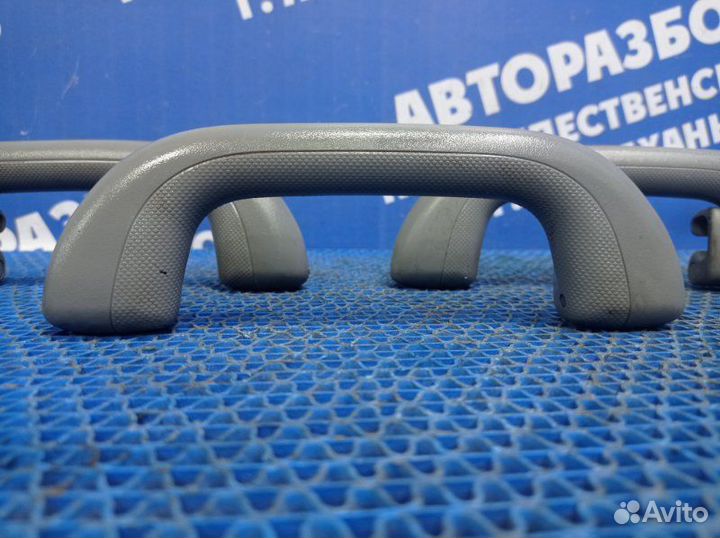 Ручка потолка Hyundai Solaris 1 хэтчбек G4FA 2012