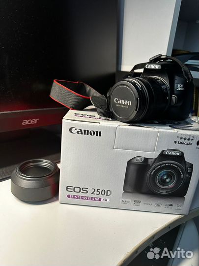 Зеркальный фотоаппарат canon eos 250d