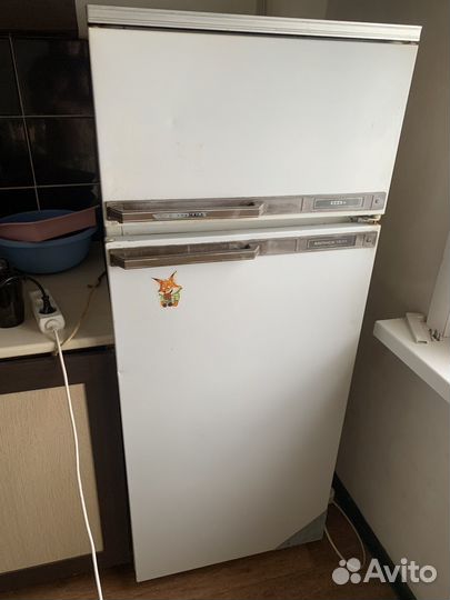 Холодильник на запчасти