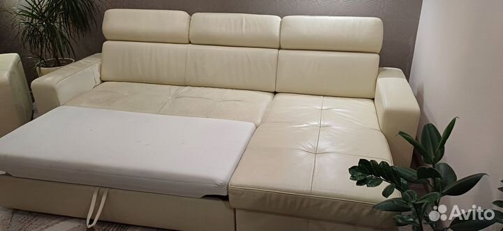 Угловой диван с креслом бу